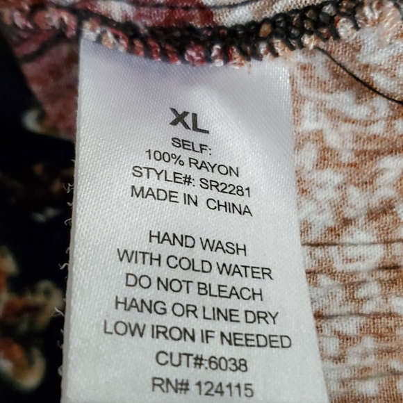 Sophie Rue XL  multi colored sleeveless blouse - Picture 4 of 4